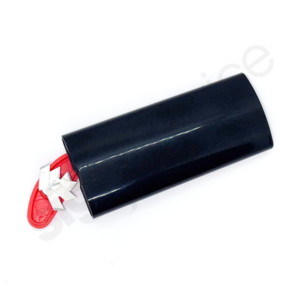 Beholder til afbrkkede knivblade